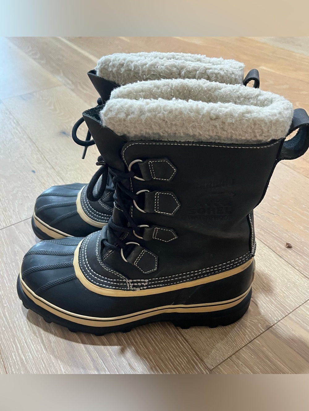 Sorel Caribou Men's Waterproof Winter Snow Boots Black Size 9 NL1005-012